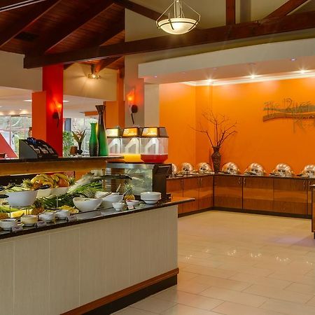 Protea Hotel By Marriott Umfolozi River Richards Bay Exterior foto