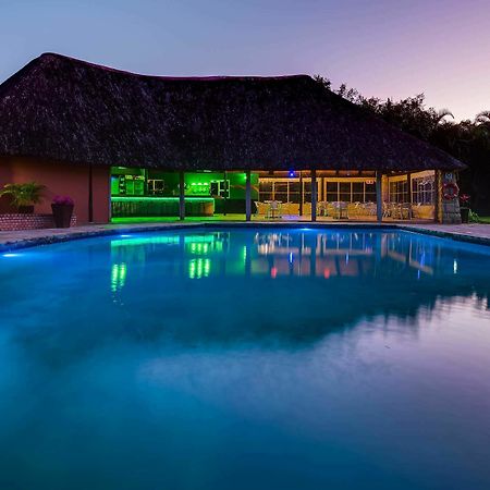 Protea Hotel By Marriott Umfolozi River Richards Bay Exterior foto