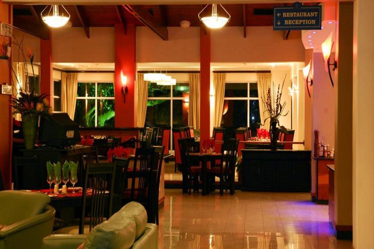 Protea Hotel By Marriott Umfolozi River Richards Bay Exterior foto