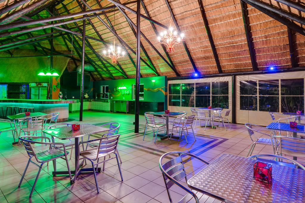 Protea Hotel By Marriott Umfolozi River Richards Bay Exterior foto