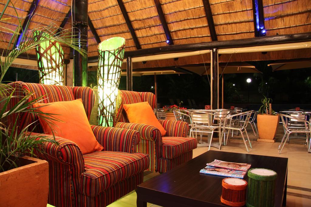 Protea Hotel By Marriott Umfolozi River Richards Bay Exterior foto