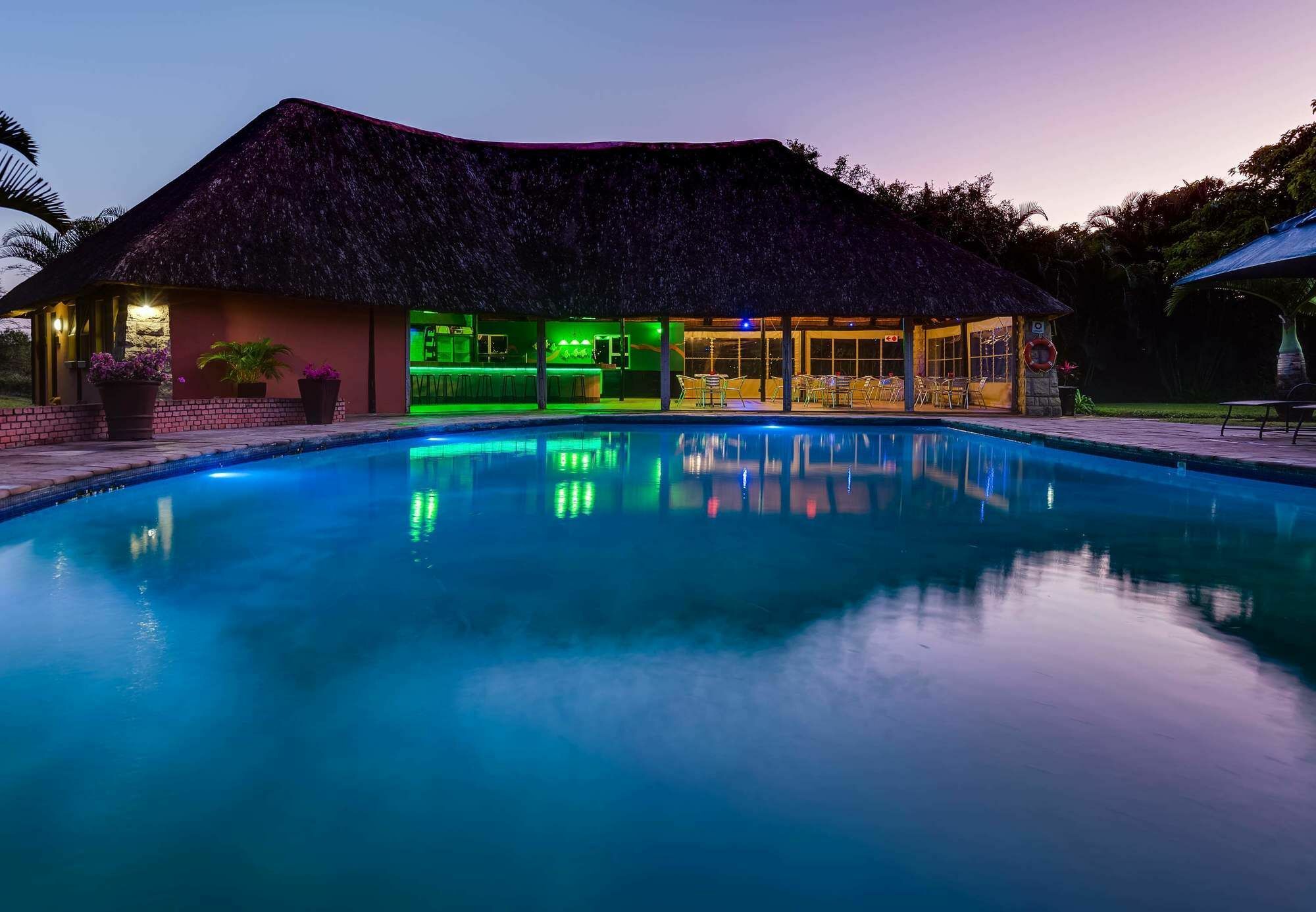 Protea Hotel By Marriott Umfolozi River Richards Bay Exterior foto